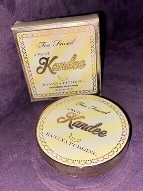 Too Faced I Want Kandee Banana Pudding Brightening Face Powder, New in Box